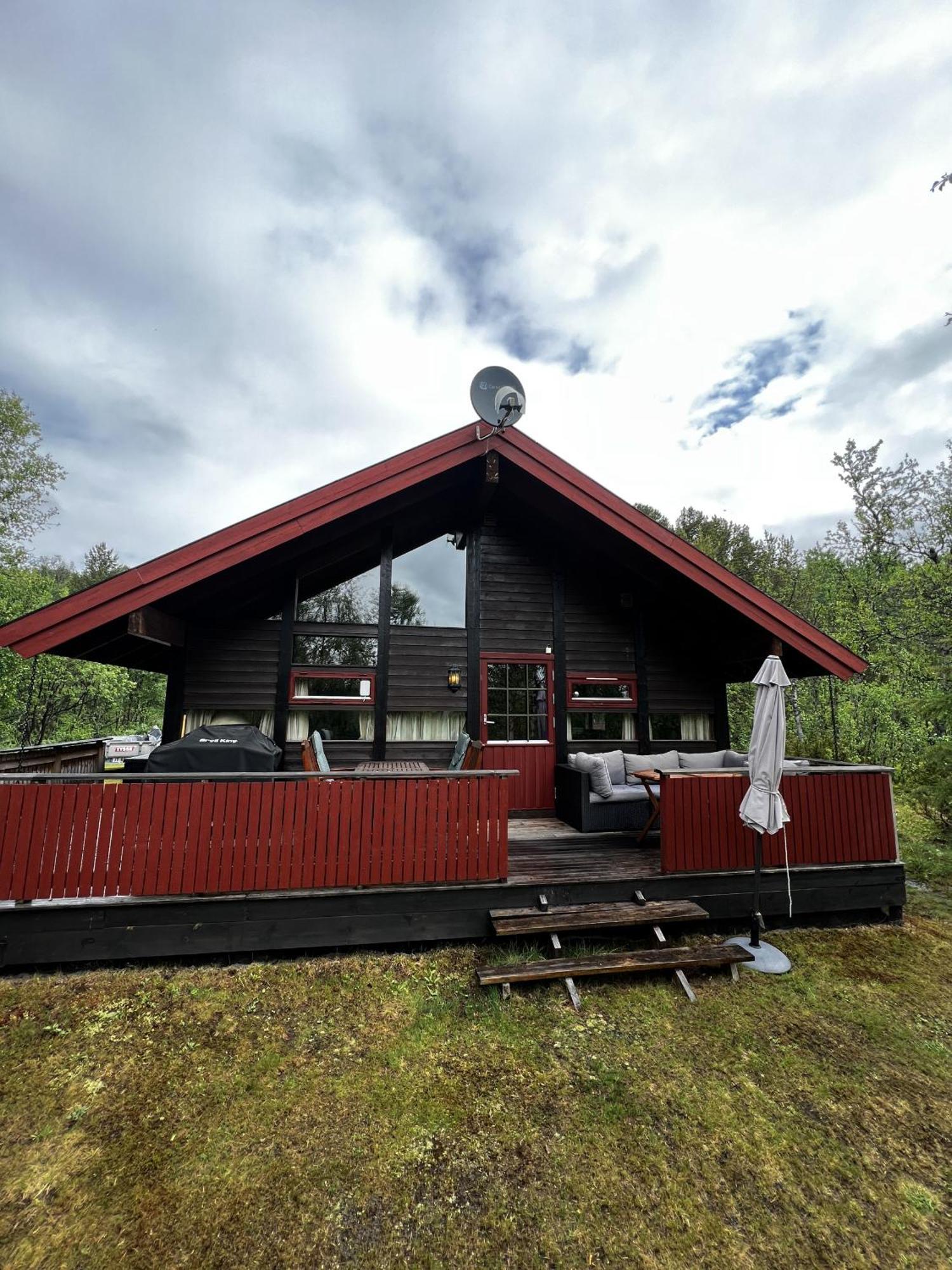 Koselig Hytte Med Usjenert Og Solrik Beliggenhet Geilo Esterno foto
